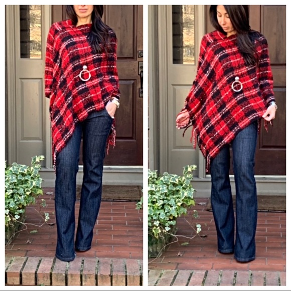 ✨LAST ONE ✨Red plaid fringe knit poncho - Picture 6 of 8